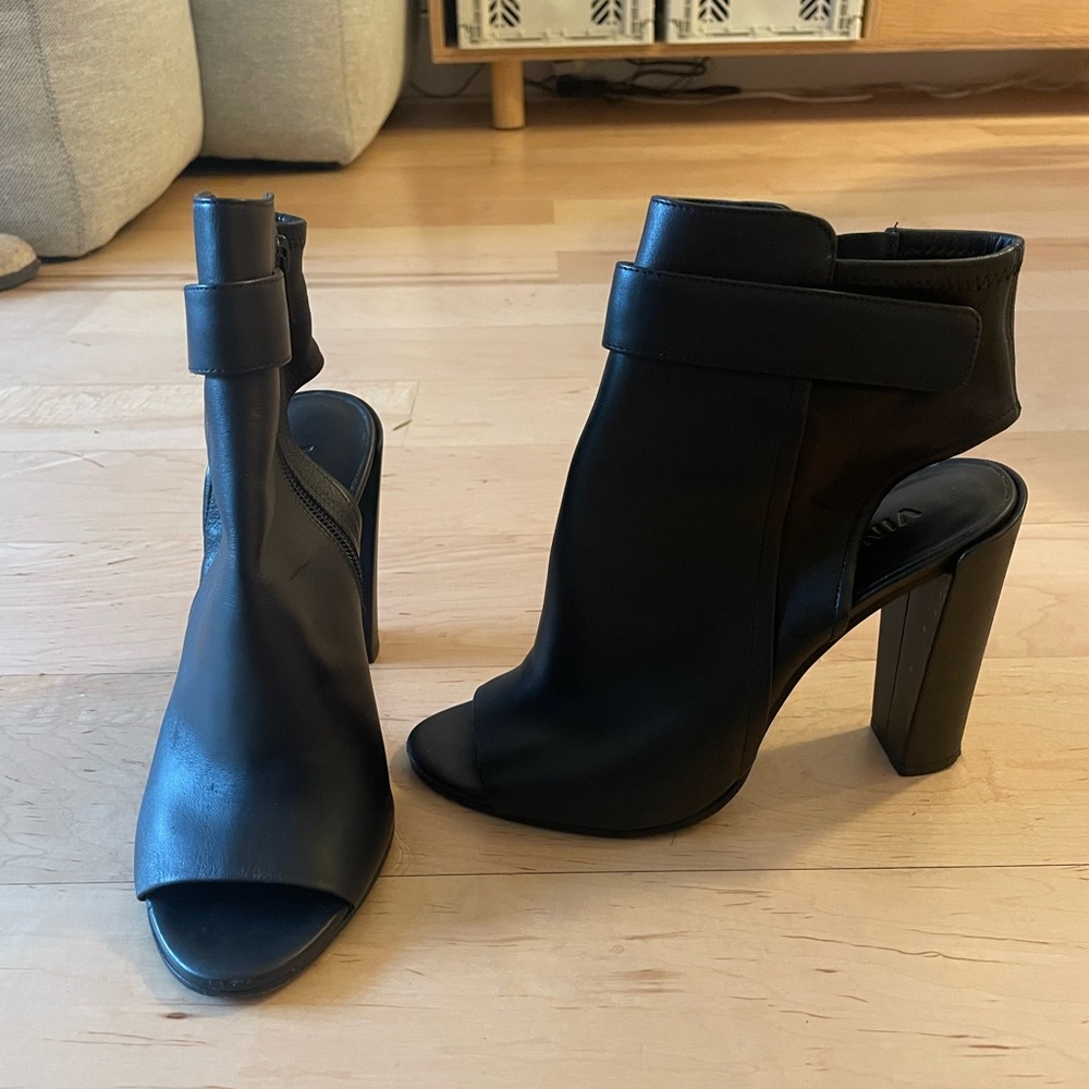 Vince Heels - Picture 3 of 4
